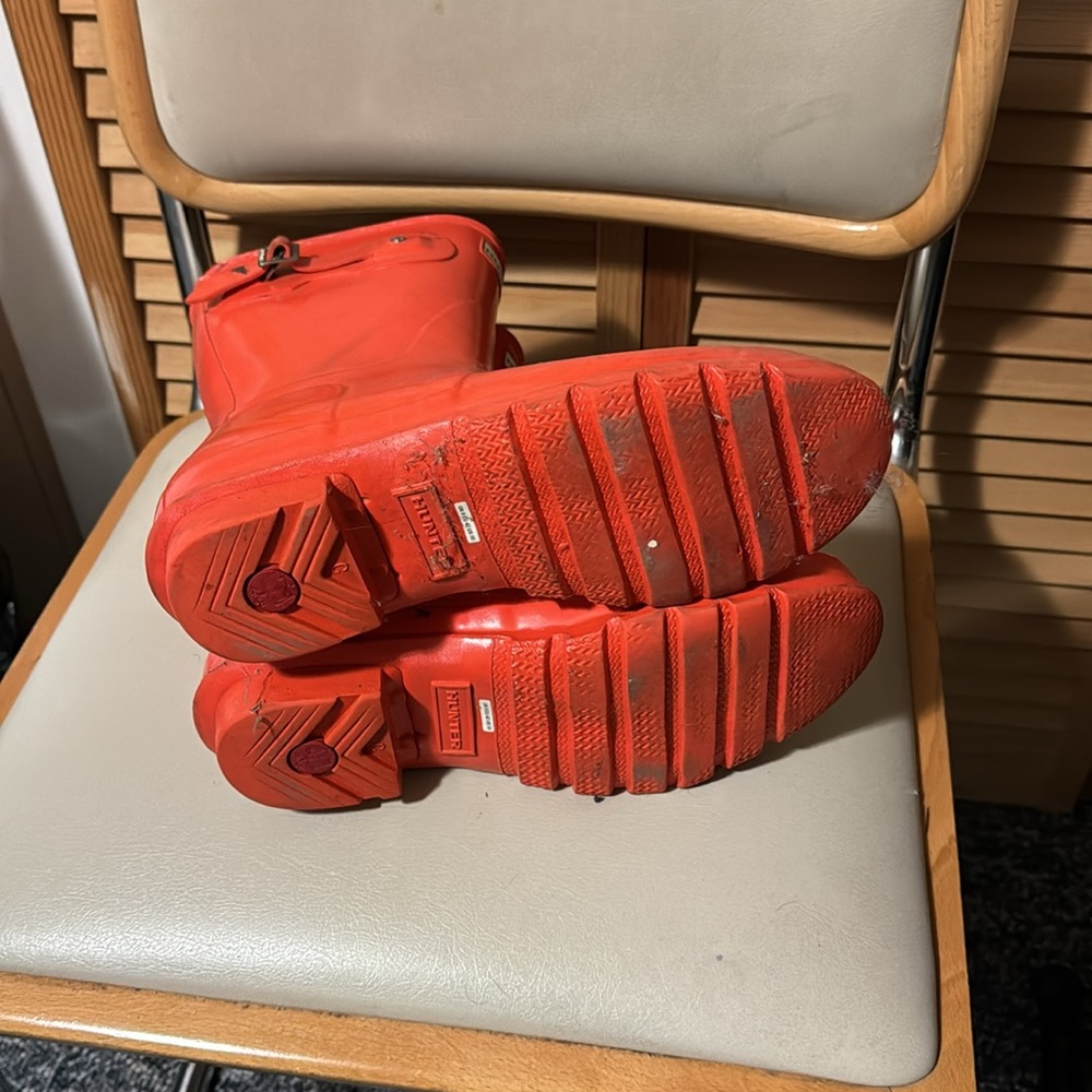 Orange Hunter Boots - Picture 3 of 4